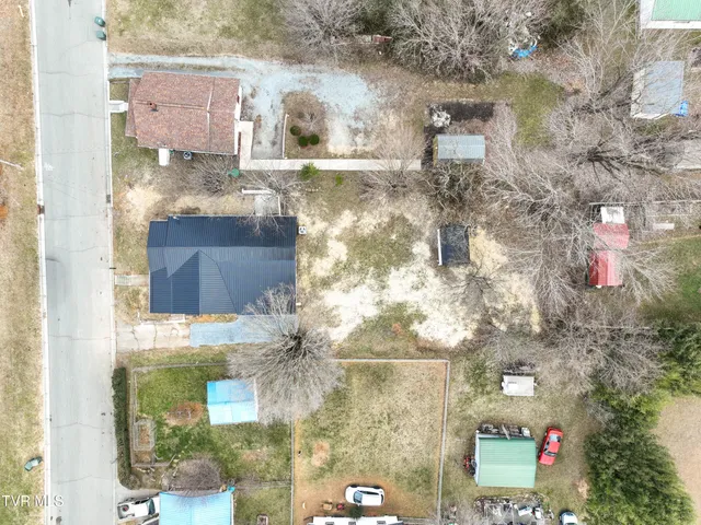 $219,900 | 918 South Cedar Avenue, Elizabethton, TN 37643