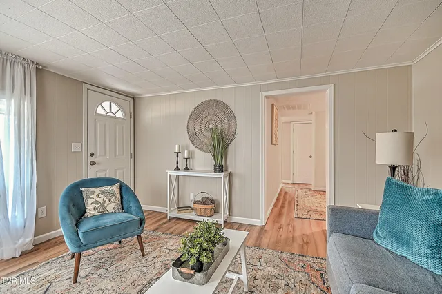 $219,900 | 918 South Cedar Avenue, Elizabethton, TN 37643