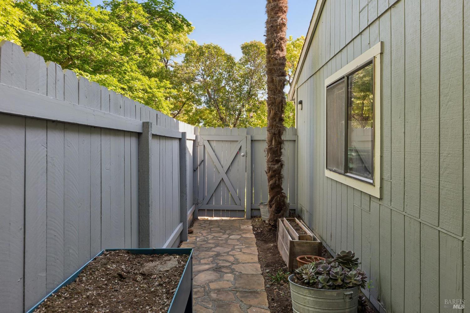 19167 Robinson Road, Unit Z Sonoma, CA 95476 - Photo 47 of 55