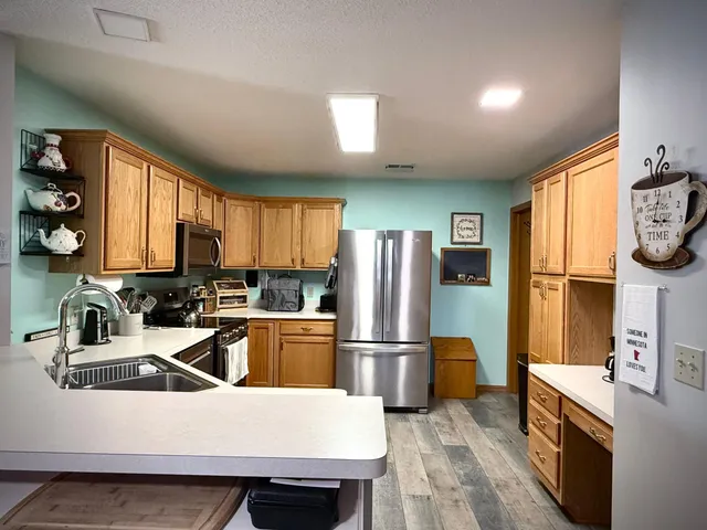 $215,700 | 1907 Oak Tree Lane, Unit C, Austin, MN 55912