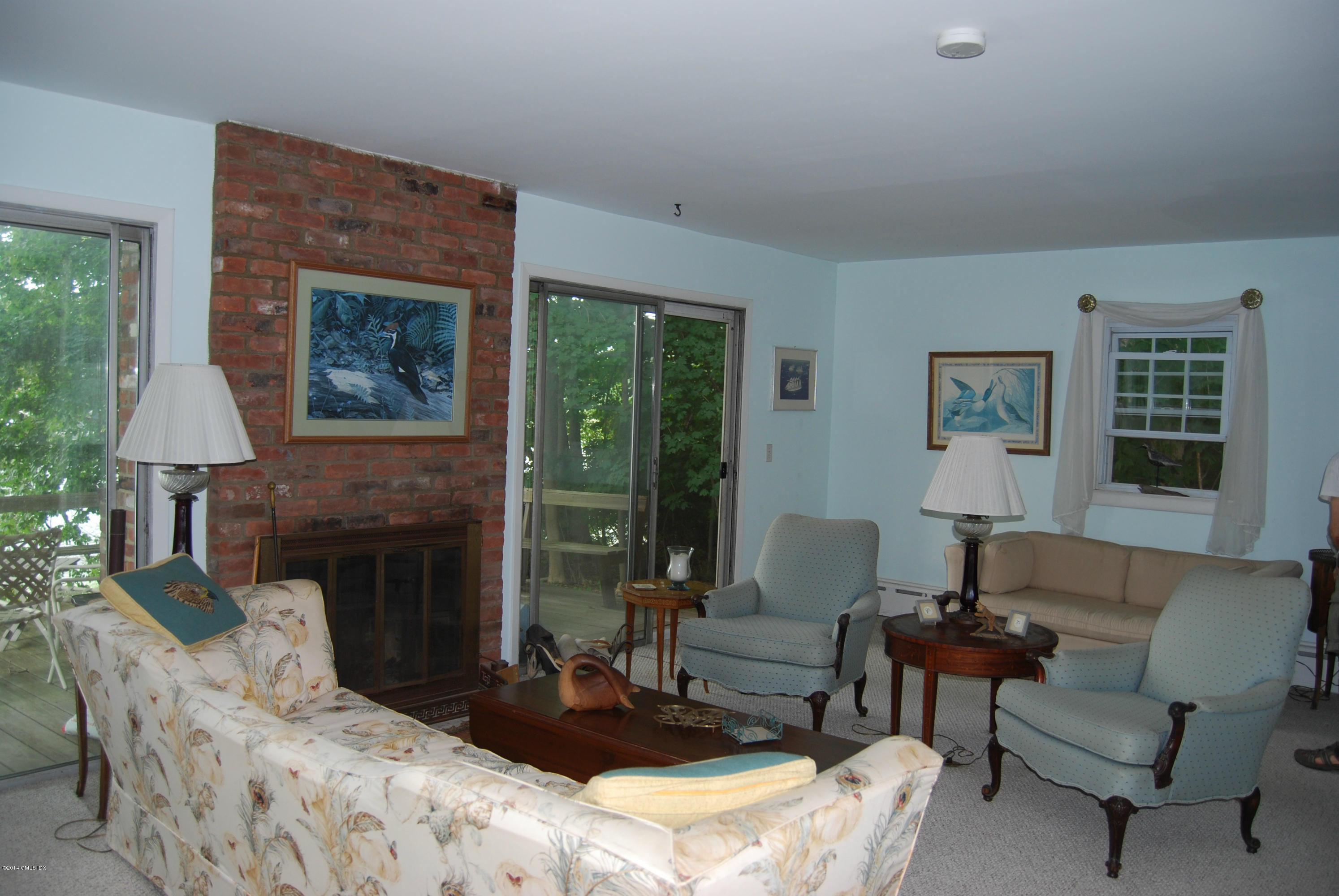 5 Wallasy Way Riverside, CT 06878 - Photo 3 of 7 Living Room