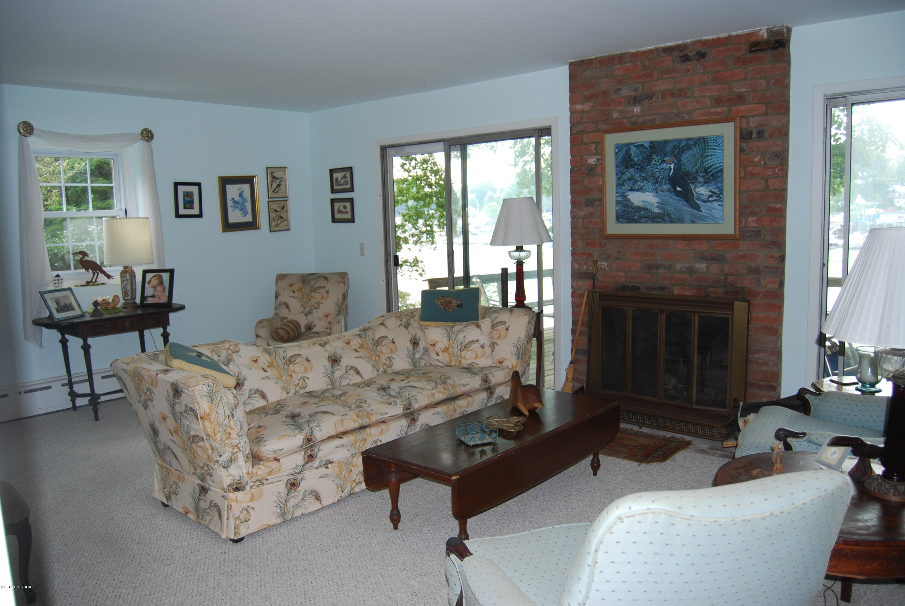 5 Wallasy Way Riverside, CT 06878 - Photo 4 of 7 Living Room