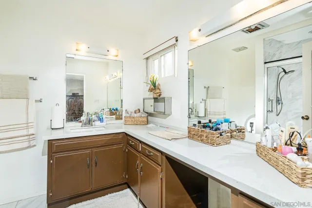 $1,800,000 | 166 Via De Laurencio, Chula Vista, CA 91910