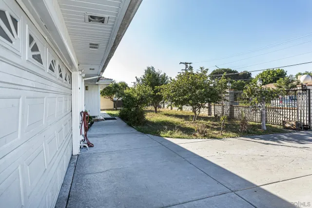 $1,800,000 | 166 Via De Laurencio, Chula Vista, CA 91910