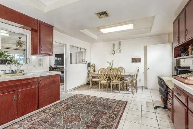 $1,800,000 | 166 Via De Laurencio, Chula Vista, CA 91910