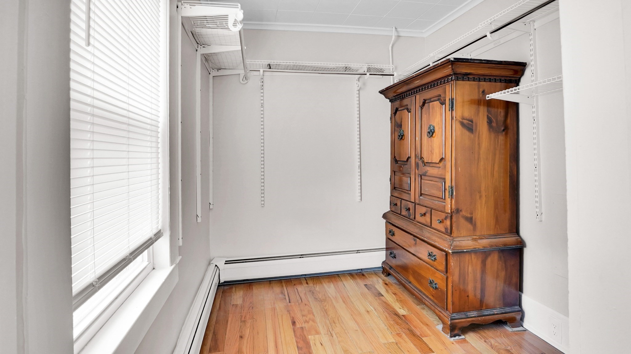 100 Caton Lane Springfield, MA 01151 - Photo 10 of 27 Gallery Image 10