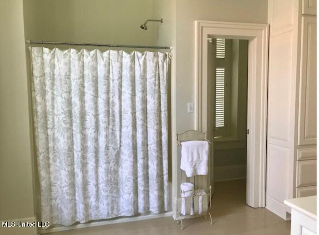 311 South Commerce Street Natchez, MS 39120 - Photo 13 of 26 20242625_12