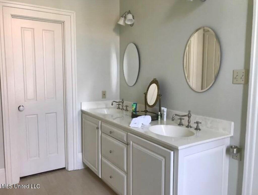 311 South Commerce Street Natchez, MS 39120 - Photo 10 of 26 20242625_9