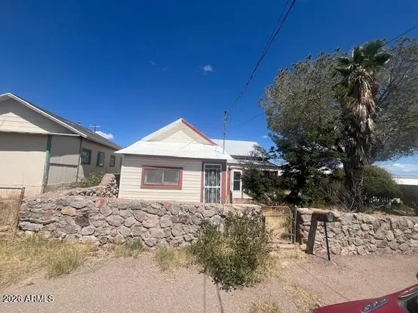 $133,900 | 404 Mc Kinley Avenue, Bisbee, AZ 85603