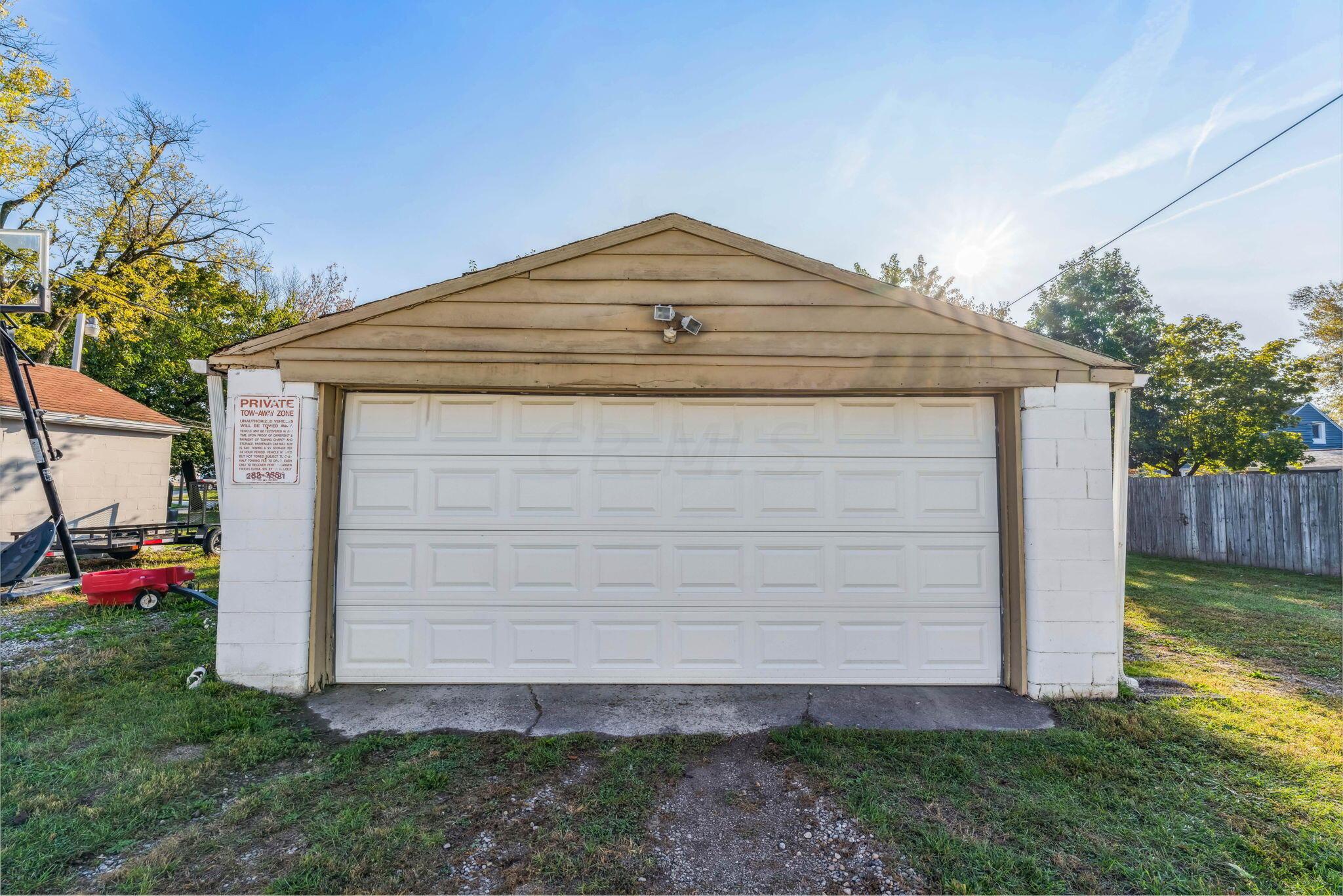 3387 Karl Road Columbus, OH 43224 - Photo 28 of 28 11-web-or-mls-3387-karl-rd