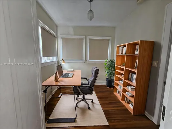 a view of a room with lounge chair