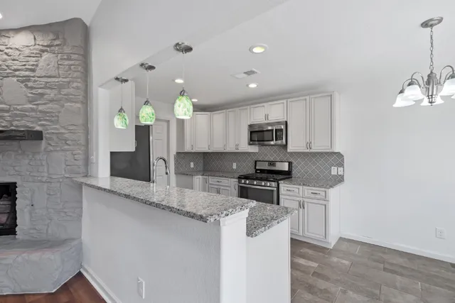 $2,000 | 1519 Gatlinburg Drive, Pflugerville, TX 78660