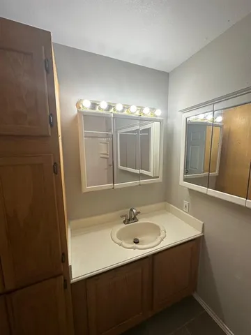 $1,299 | 8280 Highway 78, Blue Ridge, TX 75424