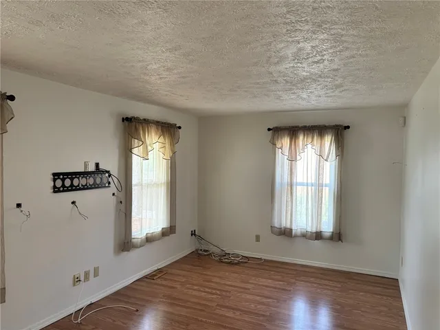 $1,700 | 2096 Norton Street, Rochester, NY 14609