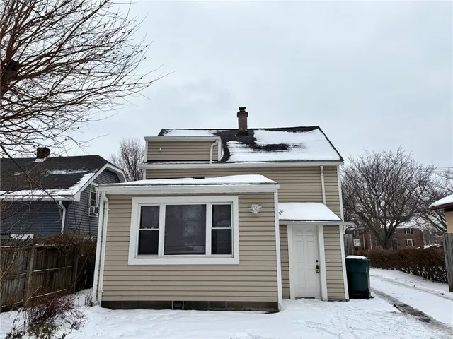 $1,700 | 2096 Norton Street, Rochester, NY 14609