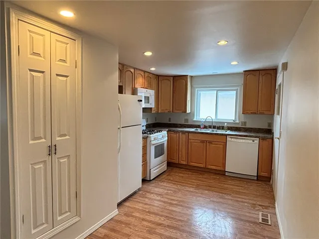 $1,700 | 2096 Norton Street, Rochester, NY 14609