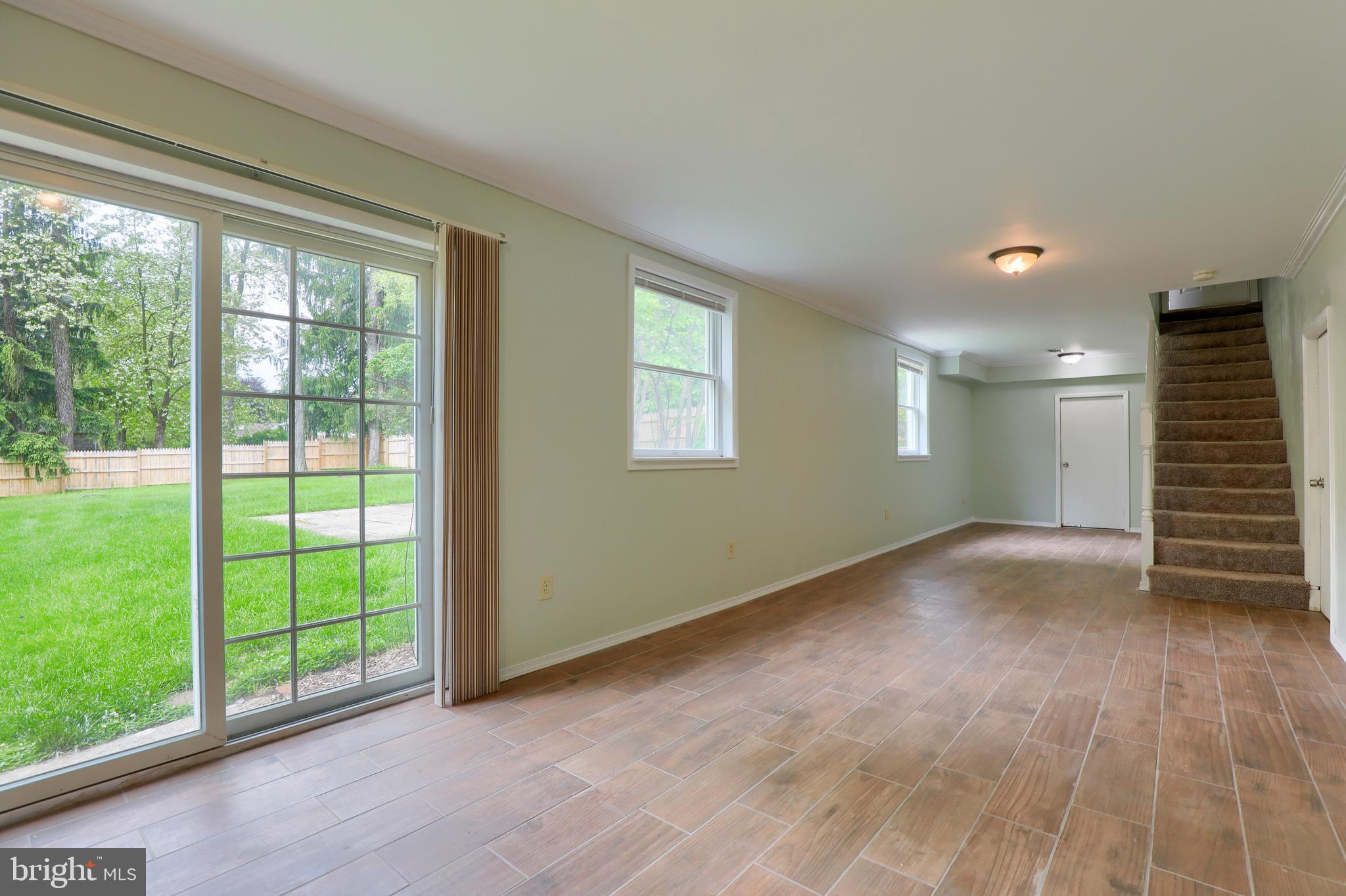 408 Locust Road York, PA 17403 - Photo 16 of 23