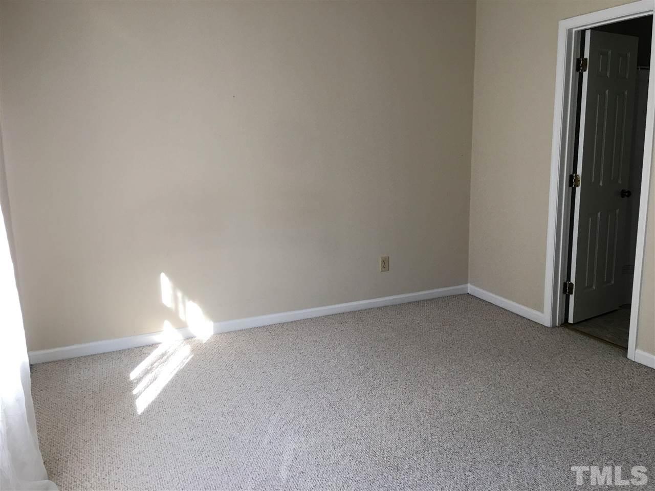 2420 Mapleton Lane Raleigh, NC 27613 - Photo 4 of 20 Gallery Image 4