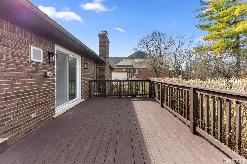 19795 Gill Road Livonia, MI 48152 - Photo 40 of 43 Gallery Image 40