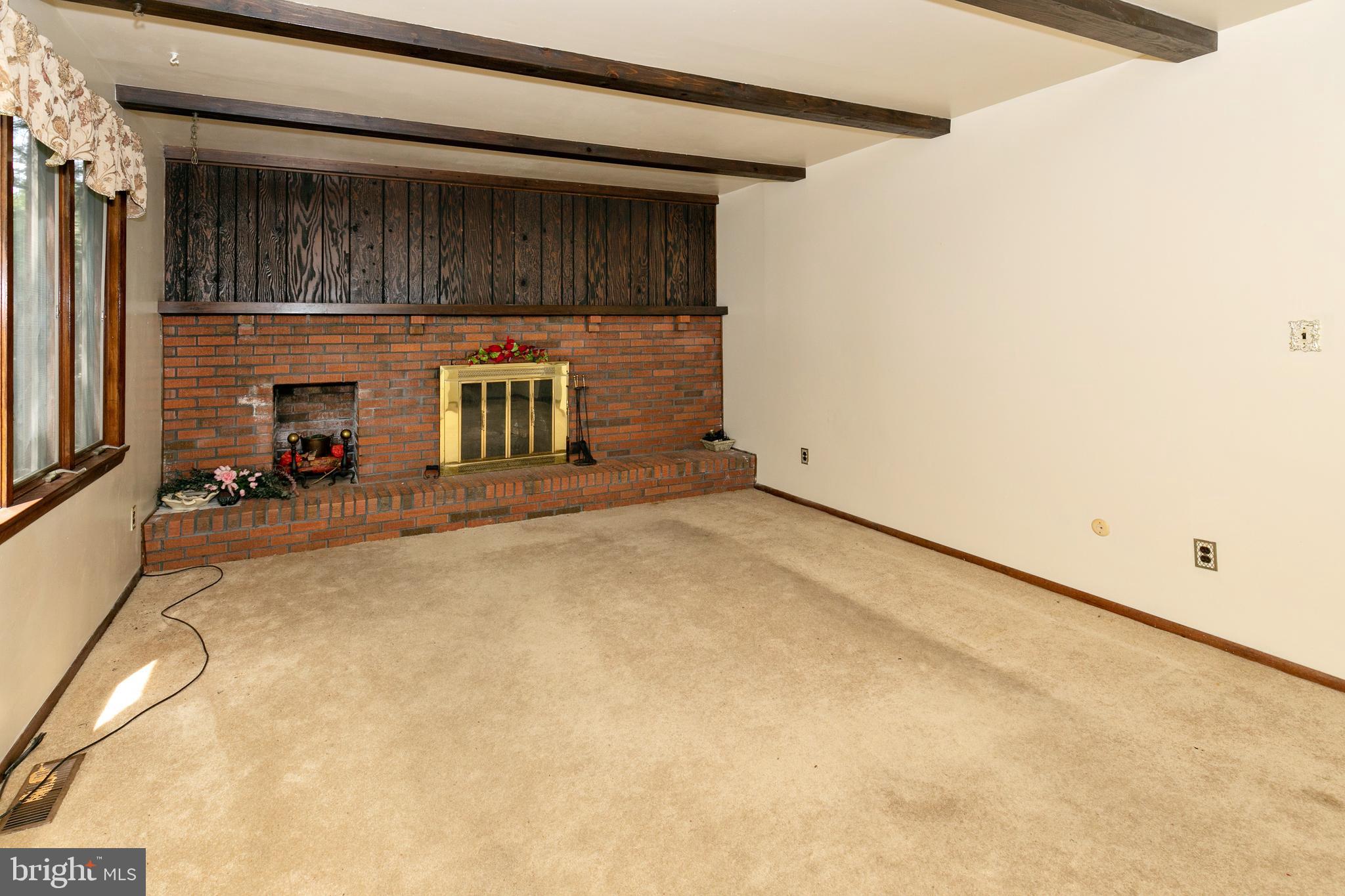 177 Pitman Downer Road Sewell, NJ 08080 - Photo 22 of 49 Family room adjacent to dining area
