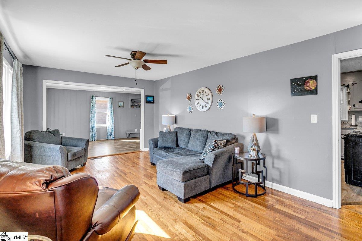 207 East Marion Road Greenville, SC 29617 - Photo 2 of 24 Gallery Image 2