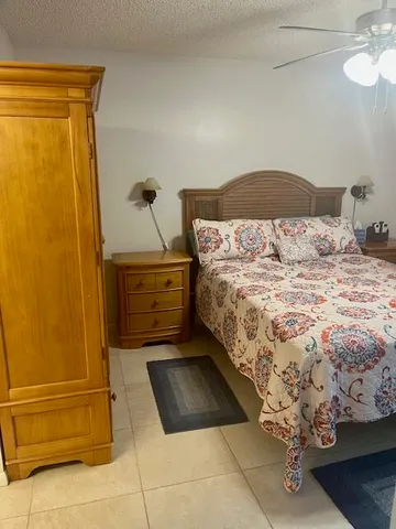 $294,500 | 3841 Island Club Circle East, Lake Worth, FL 33462