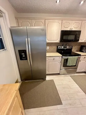 $294,500 | 3841 Island Club Circle East, Lake Worth, FL 33462