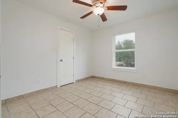 $1,500 | 214 Nopal Street, Unit 201, San Antonio, TX 78210