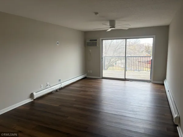 $175,500 | 2801 Flag Avenue North, Unit 323, New Hope, MN 55427