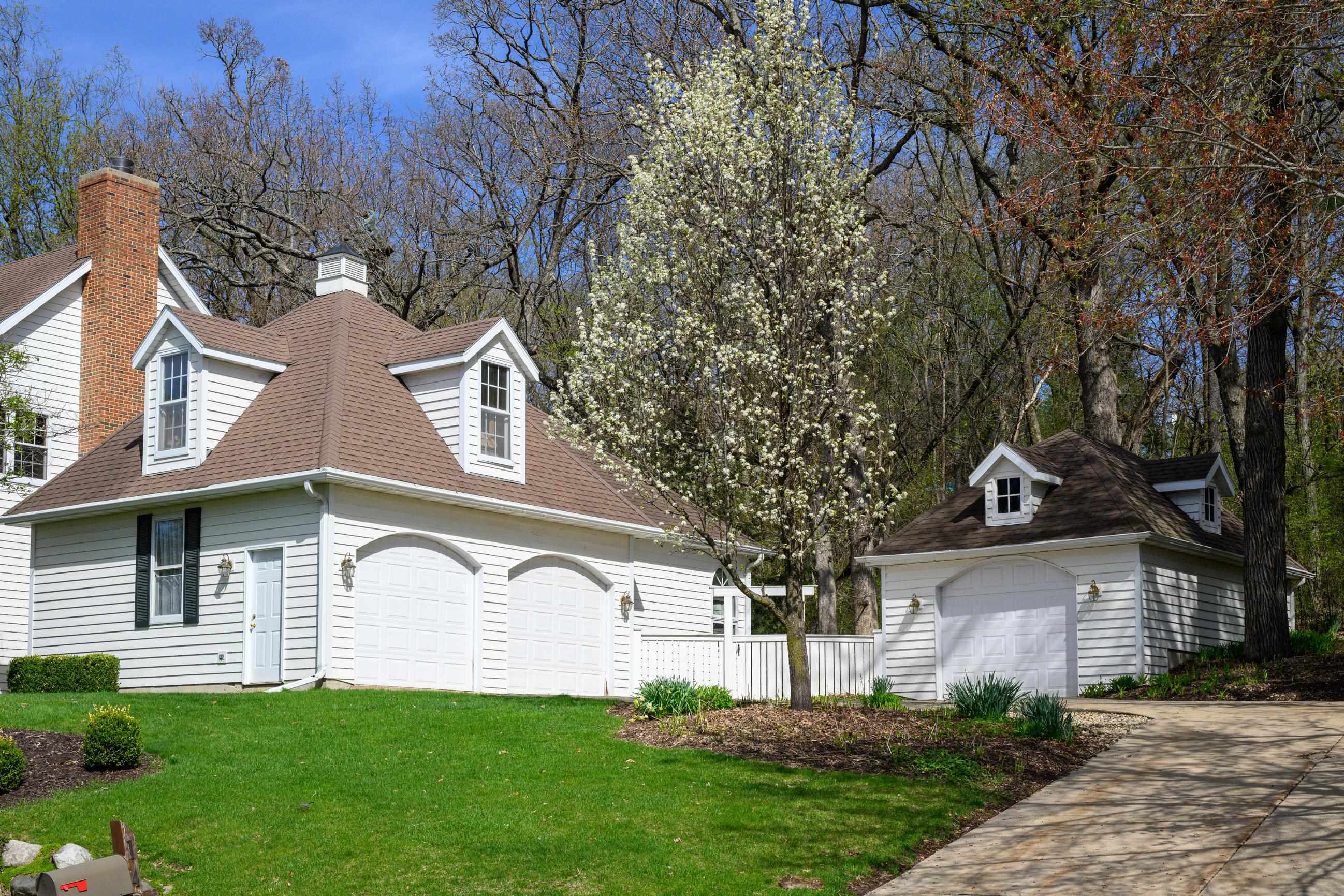 1429 Kings Lynn Road Stoughton, WI 53589 - Photo 8 of 80