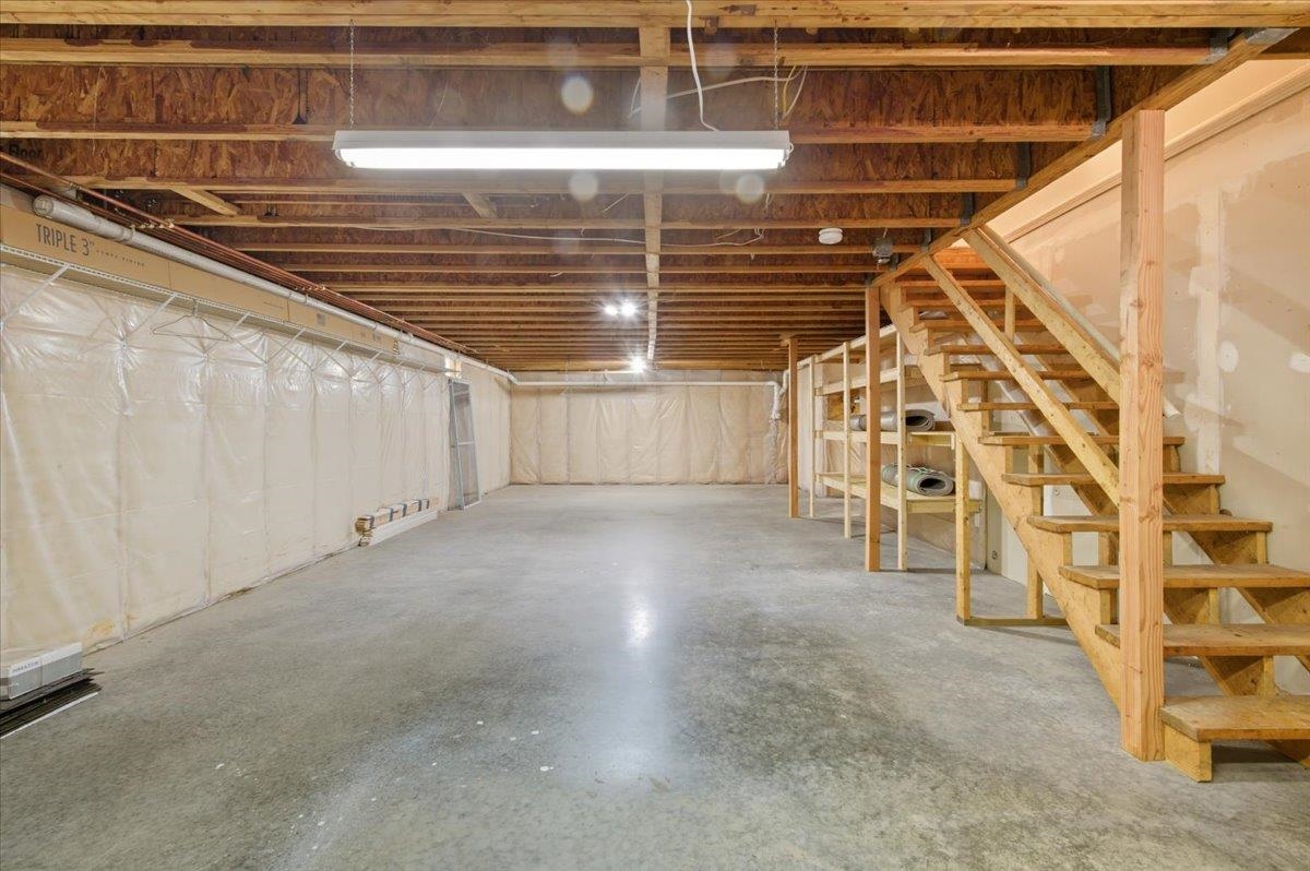 23 Stone Drive Colchester, VT 05446 - Photo 40 of 60