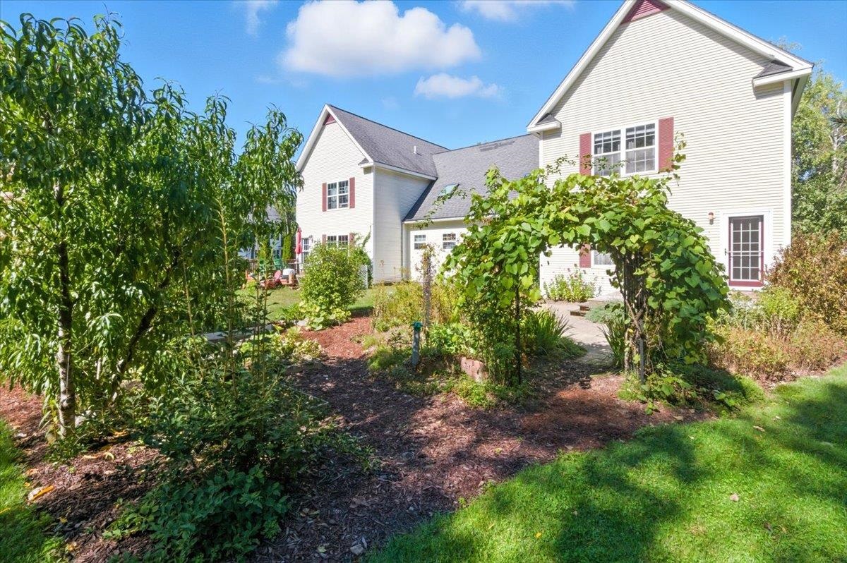 23 Stone Drive Colchester, VT 05446 - Photo 48 of 60