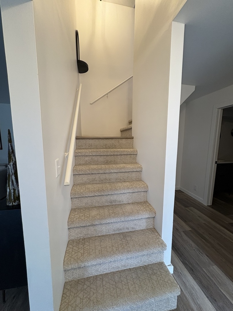 1124 North Clark Lane Elizabeth, IL 61028 - Photo 20 of 50 a view of entryway