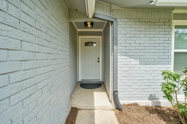 $2,250 | 6512 Arnold Drive, Austin, TX 78723