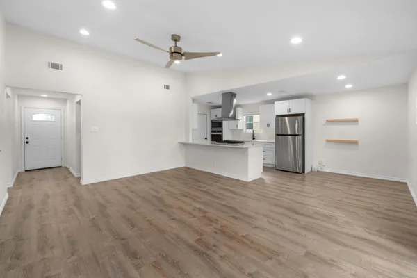$2,250 | 6512 Arnold Drive, Austin, TX 78723