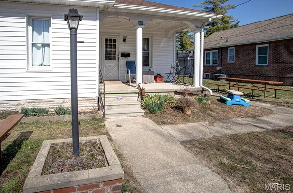 $59,500 | 908 Locust, Carrollton, IL 62016