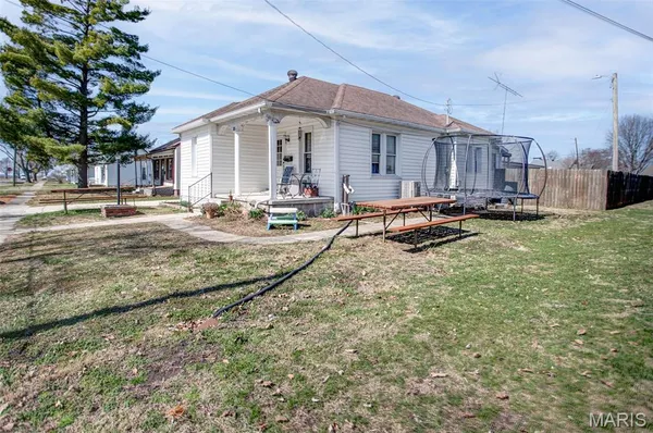 $59,500 | 908 Locust, Carrollton, IL 62016