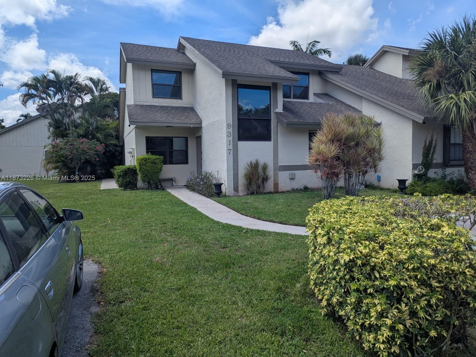 9317 Ketay Circle Boca Raton, FL 33428 - Photo 7 of 26 Gallery Image 7