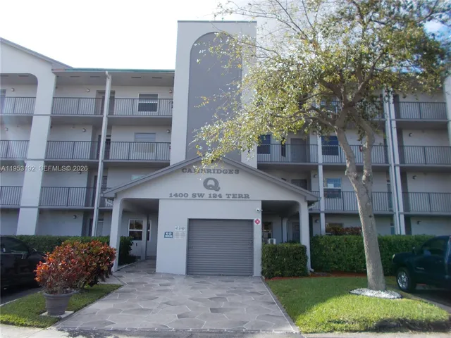 $108,000 | 1400 Southwest 124th Terrace, Unit 111Q, Pembroke Pines, FL 33027