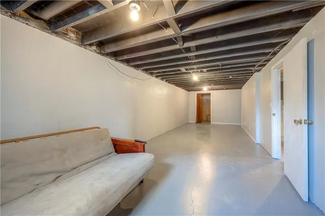 $240,000 | 8516 Barnett Avenue, Kansas City, KS 66112