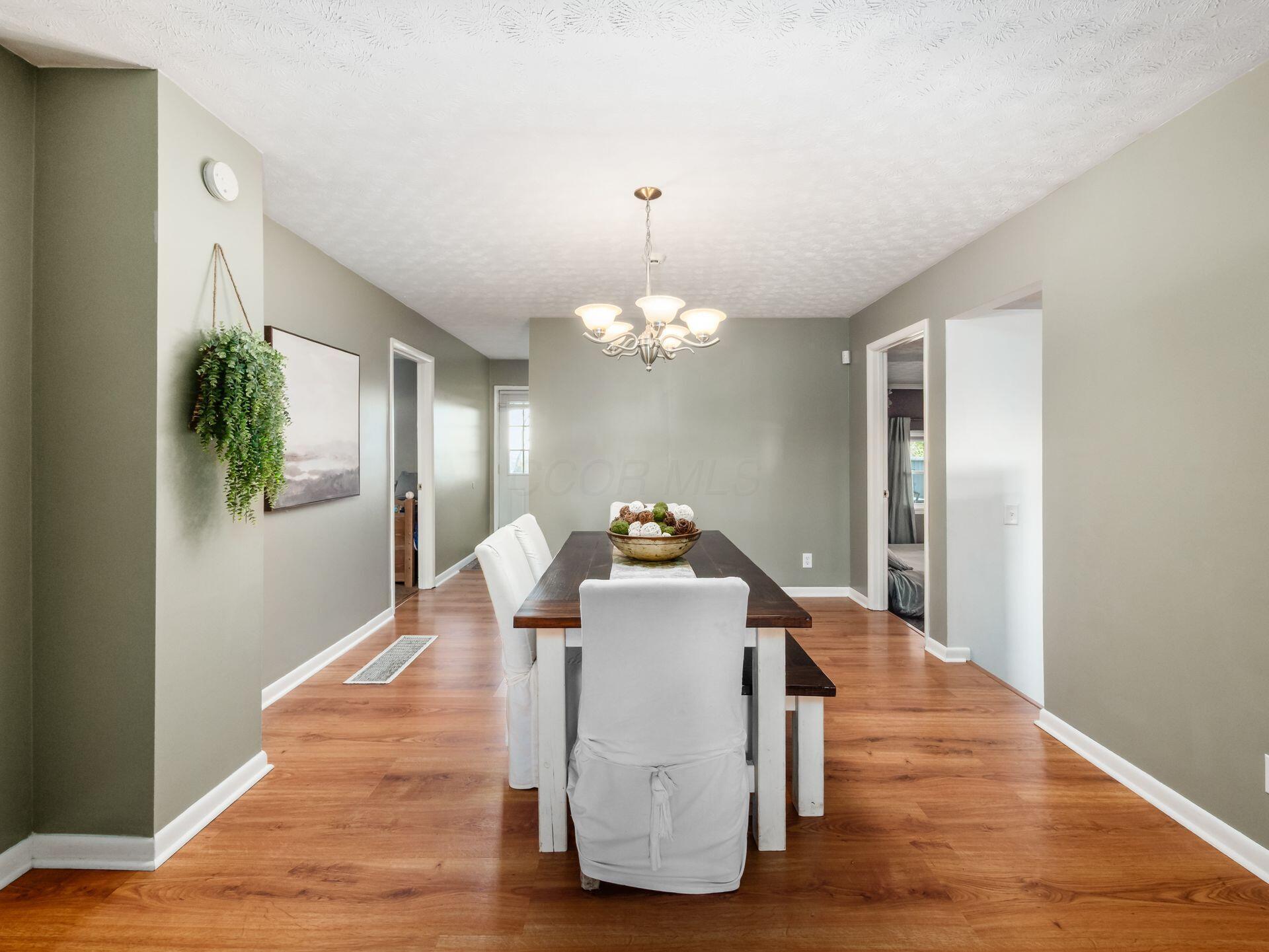 8011 Ruffner Road Northeast Baltimore, OH 43105 - Photo 9 of 40 Dining Room
