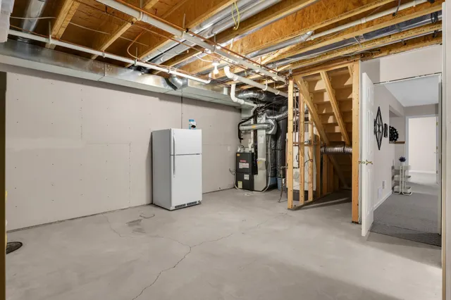 $375,000 | 2740 Park View Court, Little Canada, MN 55117