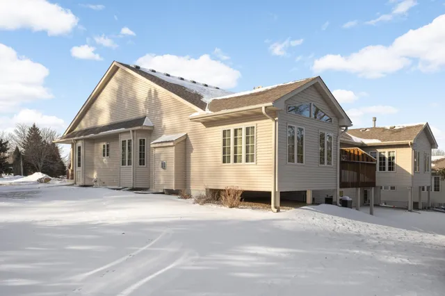 $375,000 | 2740 Park View Court, Little Canada, MN 55117