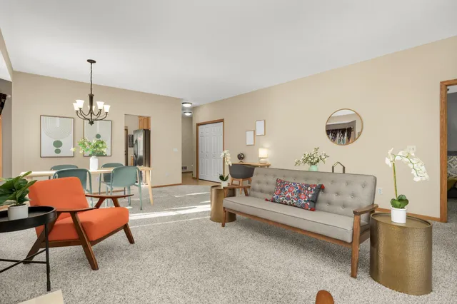 $375,000 | 2740 Park View Court, Little Canada, MN 55117