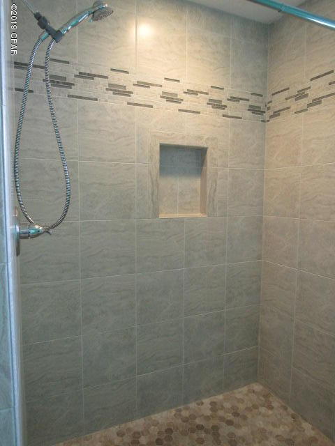 106 Ridgecrest Court Panama City, FL 32405 - Photo 11 of 18 Gallery Image 11