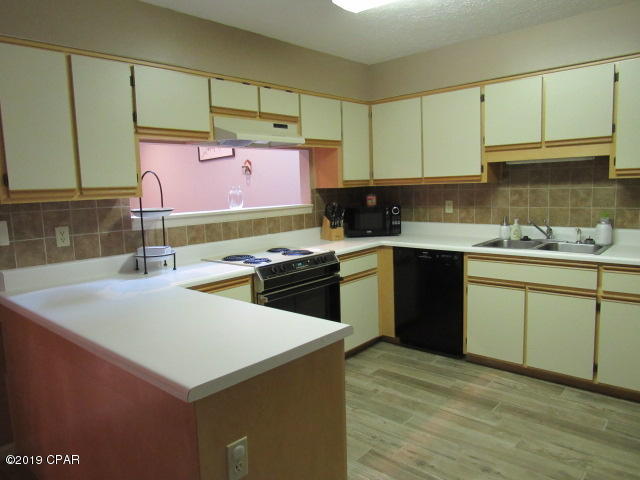 106 Ridgecrest Court Panama City, FL 32405 - Photo 7 of 18 Gallery Image 7