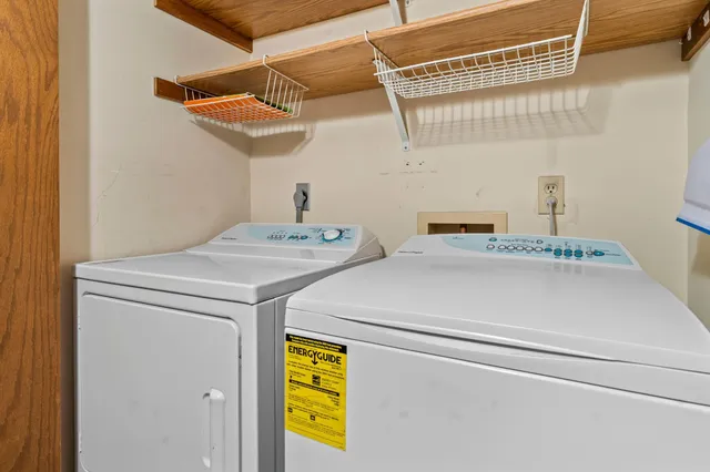 $174,900 | 10600 43rd Avenue North, Unit 203, Plymouth, MN 55442