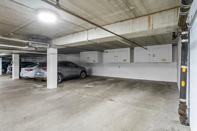 $174,900 | 10600 43rd Avenue North, Unit 203, Plymouth, MN 55442