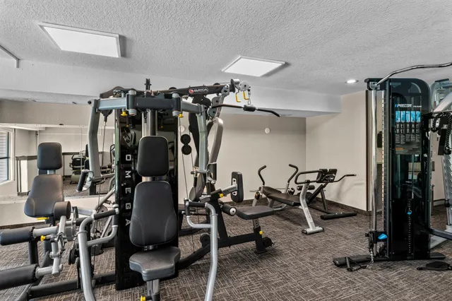 $174,900 | 10600 43rd Avenue North, Unit 203, Plymouth, MN 55442