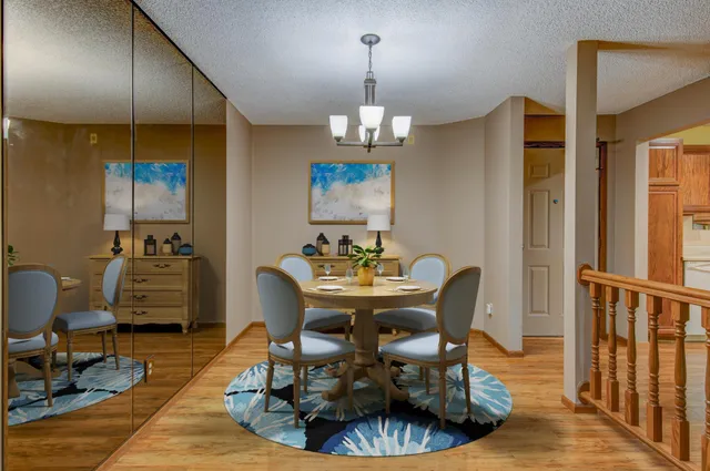 $174,900 | 10600 43rd Avenue North, Unit 203, Plymouth, MN 55442